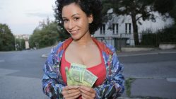 Ela aceita tudo por dinheiro – Porno Legendado – Porno Com Legenda